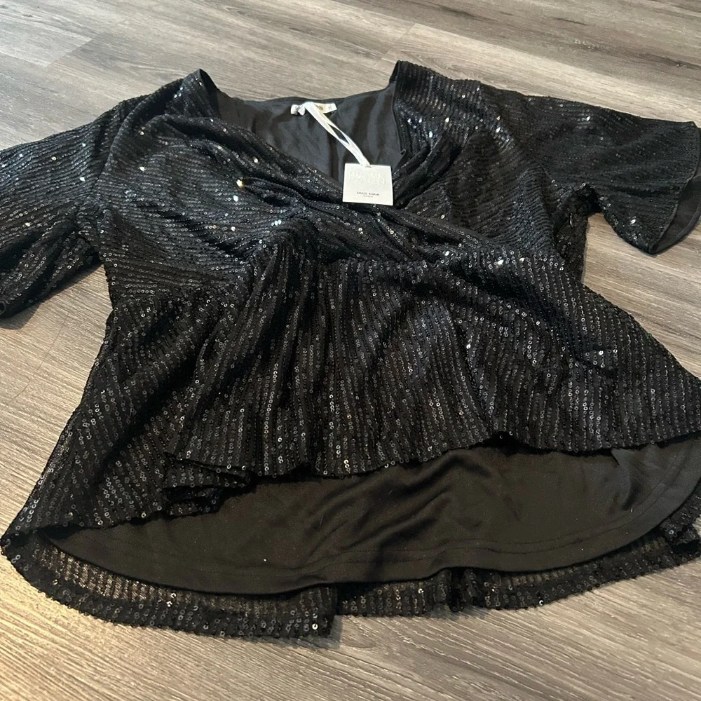 Women’s Black Sequin Peplum Top - Picture 5 of 6